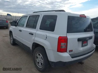 2014 Jeep Patriot Sport with VIN 1C4NJPBA4ED574876, listed as a IAAI auction lot 41885678 with 181,698 mi miles. Bid and sale history available at carsss.com. Image 3.