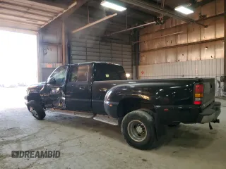 2004 Chevrolet Silverado 3500 DRW LT with VIN 1GCJK33274F231154, listed as a Copart auction lot 80863874 with 274,984 mi miles and Salvage Title. Bid and sale history available at carsss.com. Image 2.