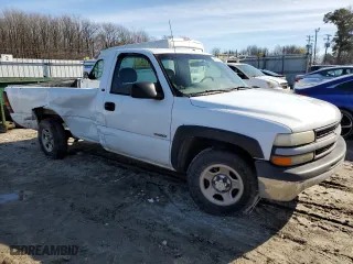 2000 Chevrolet Silverado 1500 with VIN 1GCEC14W7YE202012, listed as a Copart auction lot 44597655 with 186,252 mi miles and Clean Title. Bid and sale history available at carsss.com. Image 4.