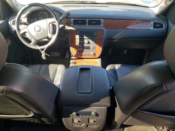 2008 Chevrolet Avalanche LTZ with VIN 3GNFK12398G251731, listed as a Copart auction lot 75665554 with 175,899 mi miles and Clean Title. Bid and sale history available at DreamBid. Image 8.