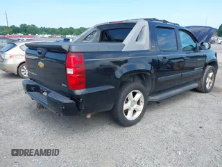 2007 Chevrolet Avalanche 3LT with VIN 3GNFK12367G215154, listed as a IAAI auction lot 42675318 with 148,247 mi miles and . Bid and sale history available at DreamBid. Image 4.