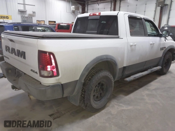 2016 Ram 1500 Rebel z VIN 1C6RR7YT6GS108472, wystawiony jako IAAI lot #41761560 z przebiegiem 101 132 mil mil oraz . Historia ofert i sprzedaży dostępna na DreamBid. Obrazek 4.