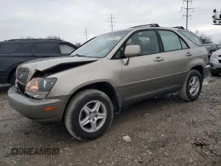 2000 Lexus RX 300 with VIN JT6HF10U6Y0138235, listed as a Copart auction lot 82230484 with 241,203 mi miles and Salvage Title. Bid and sale history available at carsss.com. Image 1.