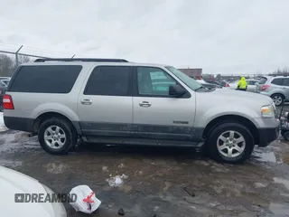 2007 Ford Expedition Max XLT z VIN 1FMFK16537LA27033, wystawiony jako IAAI lot #41695330 z przebiegiem 247 210 mil mil oraz . Historia ofert i sprzedaży dostępna na DreamBid. Obrazek 14.