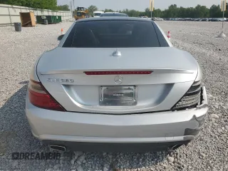 2015 Mercedes-Benz SLK 250 z VIN WDDPK4HA5FF101656, wystawiony jako Copart lot #59117435 z przebiegiem 65 169 mil mil oraz Szkoda całkowita • Salvage title. Historia ofert i sprzedaży dostępna na DreamBid. Obrazek 6.