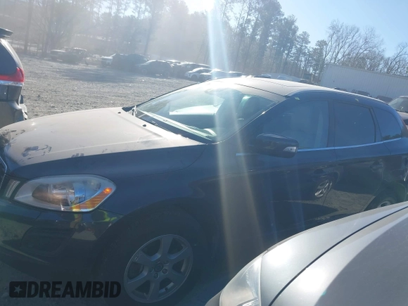 2012 Volvo XC60 3.2L with VIN YV4952DL8C2291037, listed as a IAAI auction lot 41683215 with 170,000 mi miles and . Bid and sale history available at DreamBid. Image 14.