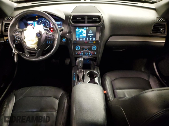 2018 Ford Explorer XLT with VIN 1FM5K8D80JGB86125, listed as a Copart auction lot 45887655 with 97,632 mi miles and Salvage Title. Bid and sale history available at carsss.com. Image 8.