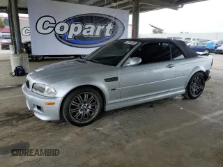 2005 BMW 3 Series M3 z VIN WBSBR93415PK10325, wystawiony jako Copart lot #53564235 z przebiegiem 131 904 mil mil oraz Szkoda całkowita • Salvage title. Historia ofert i sprzedaży dostępna na DreamBid. Obrazek 1.
