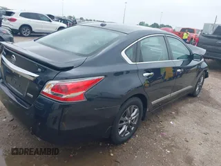 2015 Nissan Altima SV with VIN 1N4AL3AP7FC493701, listed as a IAAI auction lot 41905007 with 65,434 mi miles and . Bid and sale history available at DreamBid. Image 4.