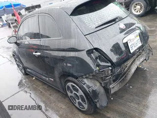 2017 FIAT 500e with VIN 3C3CFFGE0HT561432, listed as a IAAI auction lot 41572417 with 54,001 mi miles. Bid and sale history available at carsss.com. Image 3.