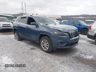 2021 Jeep Cherokee Latitude Lux z VIN 1C4PJMMX7MD201810, wystawiony jako IAAI lot #41235714 z przebiegiem 52 327 mil mil oraz . Historia ofert i sprzedaży dostępna na DreamBid. Obrazek 1.