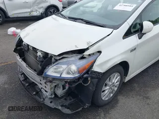 2012 Toyota Prius with VIN JTDKN3DP5C3003868, listed as a IAAI auction lot 42788584 with 148,769 mi miles and . Bid and sale history available at DreamBid. Image 6.