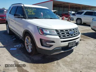 2017 Ford Explorer XLT with VIN 1FM5K7D83HGD11705, listed as a IAAI auction lot 42064869 with 195,328 mi miles and . Bid and sale history available at DreamBid. Image 1.