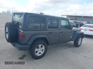 2020 Jeep Wrangler Unlimited Sport Altitude с VIN 1C4HJXDG3LW221691, выставлен на аукционе IAAI как лот 41505933 с пробегом 55 562 миль миль и . История ставок и продаж доступна на DreamBid. Изображение 4.
