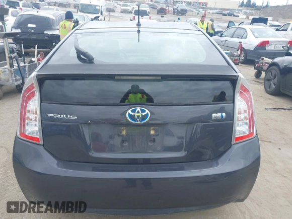 2013 Toyota Prius One z VIN JTDKN3DU4D5677392, wystawiony jako IAAI lot #42050842 z przebiegiem 169 732 mil mil oraz . Historia ofert i sprzedaży dostępna na DreamBid. Obrazek 16.