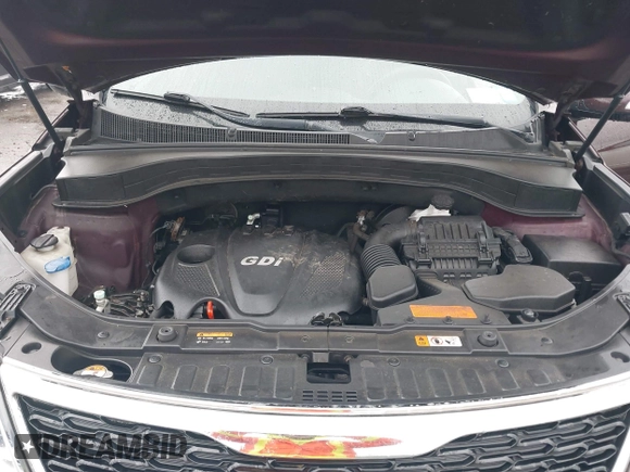2015 Kia Sorento LX with VIN 5XYKTCA61FG643402, listed as a IAAI auction lot 42178930 with 108,818 mi miles. Bid and sale history available at carsss.com. Image 10.