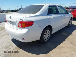 2010 Toyota Corolla z VIN 1NXBU4EE0AZ312642, wystawiony jako IAAI lot #42325193 z przebiegiem 169 976 mil mil oraz . Historia ofert i sprzedaży dostępna na DreamBid. Obrazek 4.