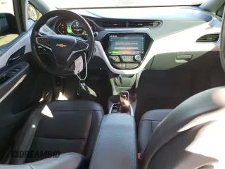 2020 Chevrolet Bolt EV 2LT z VIN 1G1FX6S08L4108247, wystawiony jako Copart lot #76088104 z przebiegiem 80 840 mil mil oraz Szkoda całkowita • Salvage title. Historia ofert i sprzedaży dostępna na DreamBid. Obrazek 8.