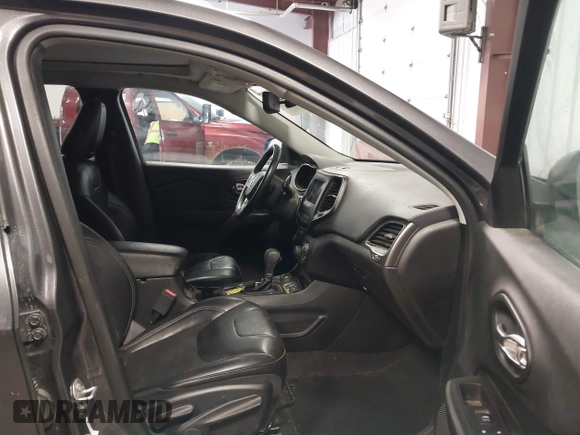 2019 Jeep Cherokee Latitude Plus with VIN 1C4PJMLX1KD272810, listed as a IAAI auction lot 41489966 with 97,192 mi miles and . Bid and sale history available at DreamBid. Image 5.