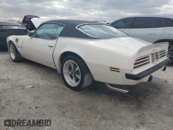 1974 Pontiac Firebird z VIN 2V87X4N121706, wystawiony jako Copart lot #77156494 z przebiegiem 2 359 mil mil oraz Nie do naprawy • Non repairable. Historia ofert i sprzedaży dostępna na DreamBid. Obrazek 2.
