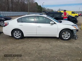 2012 Nissan Altima S z VIN 1N4AL2AP5CC230919, wystawiony jako IAAI lot #41611075 z przebiegiem 126 456 mil mil oraz . Historia ofert i sprzedaży dostępna na DreamBid. Obrazek 14.