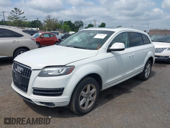 2015 Audi Q7 Premium Plus with VIN WA1LGBFE1FD004786, listed as a IAAI auction lot 42726311 with 245,611 mi miles and . Bid and sale history available at DreamBid. Image 17.