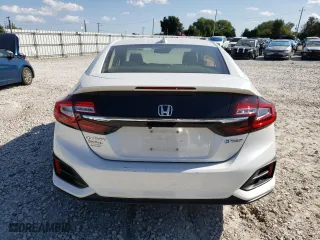 2018 Honda Clarity Plug-In Hybrid with VIN JHMZC5F11JC011406, listed as a Copart auction lot 69223533 with 31,636 mi miles. Bid and sale history available at carsss.com. Image 6.