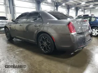 2019 Chrysler 300 with VIN 2C3CCAGGXKH631497, listed as a Copart auction lot 47580165 with 87,297 mi miles and Salvage Title. Bid and sale history available at carsss.com. Image 2.