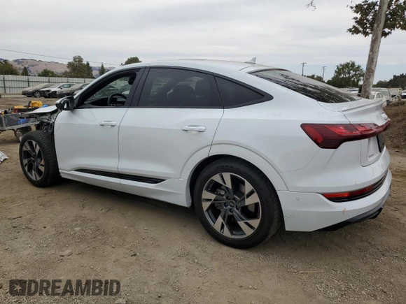 2023 Audi e-tron Sportback S line Premium z VIN WA11AAGEXPB004395, wystawiony jako Copart lot #68947554 z przebiegiem 19 852 mil mil oraz Szkoda całkowita • Salvage title. Historia ofert i sprzedaży dostępna na DreamBid. Obrazek 2.