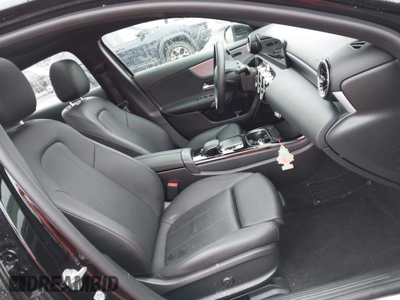 2020 Mercedes-Benz A 220 с VIN W1K3G4FB1LJ238193, выставлен на аукционе IAAI как лот 41975738 с пробегом 52 381 миль миль и . История ставок и продаж доступна на DreamBid. Изображение 5.