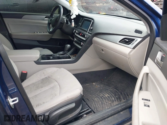 2018 Hyundai Sonata Sport with VIN 5NPE34AF0JH649065, listed as a IAAI auction lot 41882373 with 80,715 mi miles and . Bid and sale history available at carsss.com. Image 5.