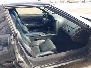 1995 Chevrolet Corvette z VIN 1G1YY22P1S5118252, wystawiony jako IAAI lot #41816716 z przebiegiem 143 210 mil mil oraz . Historia ofert i sprzedaży dostępna na DreamBid. Obrazek 5.