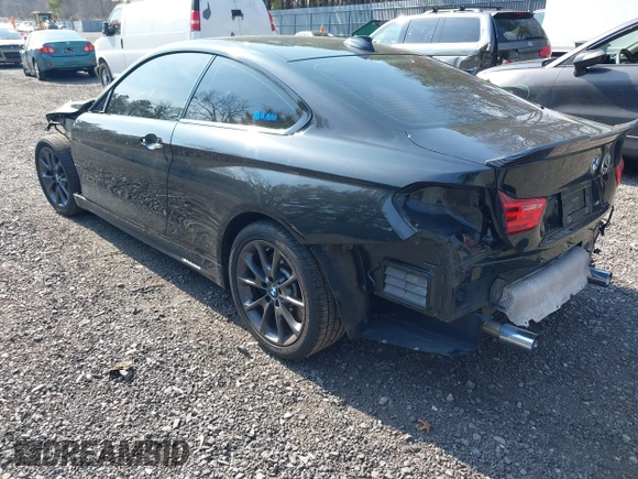 2016 BMW 4 Series 435i z VIN WBA3R1C55GK195797, wystawiony jako IAAI lot #41757208 z przebiegiem 79 795 mil mil oraz . Historia ofert i sprzedaży dostępna na DreamBid. Obrazek 3.