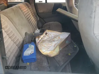 1993 Jeep Grand Cherokee Laredo with VIN 1J4GZ58Y9PC677532, listed as a Copart auction lot 44391245 with 178,772 mi miles and Salvage Title. Bid and sale history available at carsss.com. Image 11.