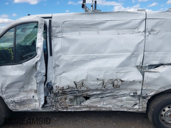 2022 Ford Transit Cargo with VIN 1FTBR1YG6NKA84259, listed as a IAAI auction lot 40764177 with 80,042 mi miles and . Bid and sale history available at DreamBid. Image 14.