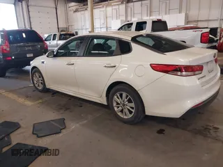 2016 Kia Optima LX with VIN 5XXGT4L31GG046321, listed as a IAAI auction lot 41847730 with 88,439 mi miles. Bid and sale history available at carsss.com. Image 3.