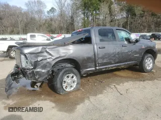 2023 Ram 2500 Laramie z VIN 3C6UR5FL3PG540235, wystawiony jako Copart lot #46997225 z przebiegiem 73 442 mil mil oraz Szkoda całkowita • Salvage title. Historia ofert i sprzedaży dostępna na DreamBid. Obrazek 3.