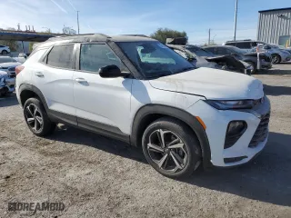 2021 Chevrolet TrailBlazer RS with VIN KL79MTSL5MB164095, listed as a Copart auction lot 85916384 with 71,109 mi miles and Salvage Title. Bid and sale history available at carsss.com. Image 4.