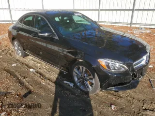 2018 Mercedes-Benz C 350e с VIN 55SWF4HBXJU270666, выставлен на аукционе Copart как лот 77247313 с пробегом 42 828 миль миль и . История ставок и продаж доступна на DreamBid. Изображение 4.