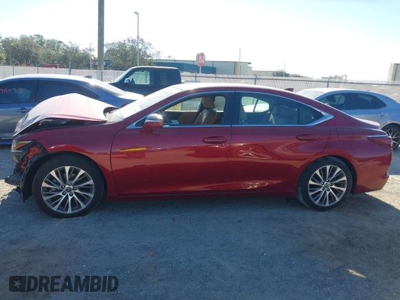 2020 Lexus ES with VIN 58ADZ1B13LU071276, listed as a IAAI auction lot 41298403 with 18,549 mi miles. Bid and sale history available at carsss.com. Image 14.