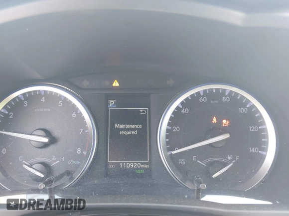 2018 Toyota Highlander SE with VIN 5TDJZRFH3JS825072, listed as a IAAI auction lot 42155887 with 110,920 mi miles and . Bid and sale history available at DreamBid. Image 7.
