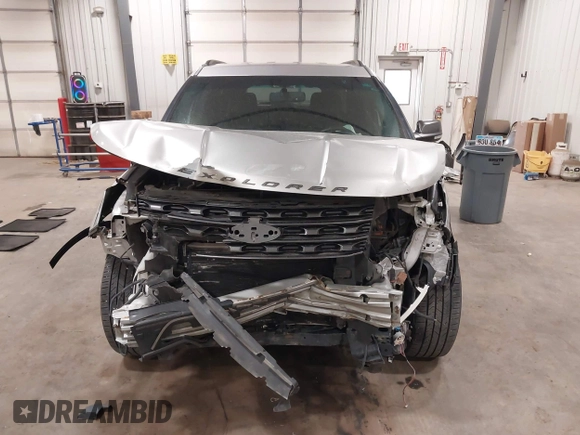 2017 Ford Explorer XLT с VIN 1FM5K8D89HGA27310, выставлен на аукционе IAAI как лот 42051535 с пробегом 111 483 миль миль и . История ставок и продаж доступна на DreamBid. Изображение 13.