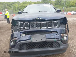 2018 Jeep Compass Latitude with VIN 3C4NJCBB9JT124968, listed as a IAAI auction lot 42378308 with 90,866 mi miles and . Bid and sale history available at DreamBid. Image 13.