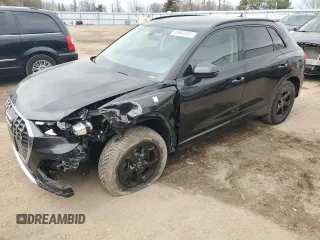 2021 Audi Q3 Premium z VIN WA1AECF38M1071322, wystawiony jako Copart lot #45944684 z przebiegiem 52 476 mil mil oraz . Historia ofert i sprzedaży dostępna na DreamBid. Obrazek 1.