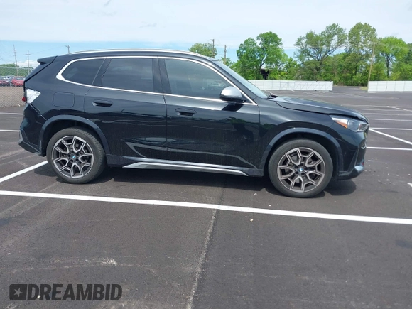 2023 BMW X1 xDrive28i with VIN WBX73EF03P5W15295, listed as a IAAI auction lot 42071192 with 23,326 mi miles and . Bid and sale history available at DreamBid. Image 13.
