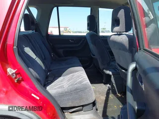 1999 Honda CR-V EX with VIN JHLRD1860XC030573, listed as a IAAI auction lot 42175367 with 182,192 mi miles. Bid and sale history available at carsss.com. Image 8.