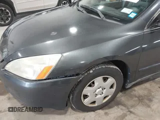 2005 Honda Accord LX z VIN 1HGCM56455A012740, wystawiony jako IAAI lot #42530384 z przebiegiem 266 731 mil mil oraz . Historia ofert i sprzedaży dostępna na DreamBid. Obrazek 13.