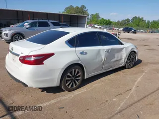 2018 Nissan Altima 2.5 S with VIN 1N4AL3AP1JC138029, listed as a IAAI auction lot 42039412 with 169,727 mi miles. Bid and sale history available at carsss.com. Image 4.
