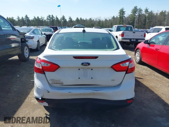 2013 Ford Focus SE with VIN 1FADP3F28DL274208, listed as a IAAI auction lot 41997585 with 233,384 mi miles. Bid and sale history available at carsss.com. Image 16.