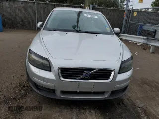 2009 Volvo C30 z VIN YV1MK672992145569, wystawiony jako Copart lot #68282304 z przebiegiem 93 414 mil mil oraz Tytuł czysty. Historia ofert i sprzedaży dostępna na DreamBid. Obrazek 5.